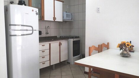 Beautiful 1-bedroom apartment 100 meters from the sea