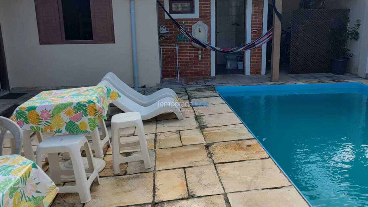 Casa para alquiler de vacaciones em Caraguatatuba (Massaguaçu)