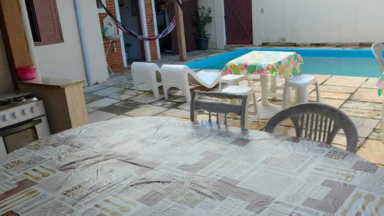 House for vacation rental in Caraguatatuba (Massaguaçu)