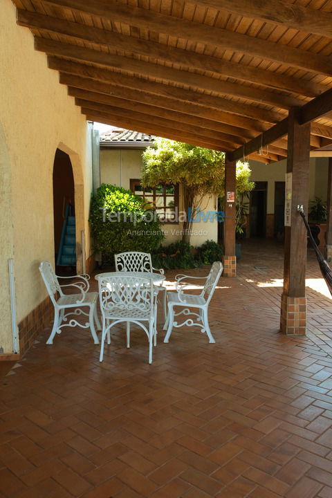 Casa para aluguel de temporada em Foz do Iguaçu (Vila Adriana)