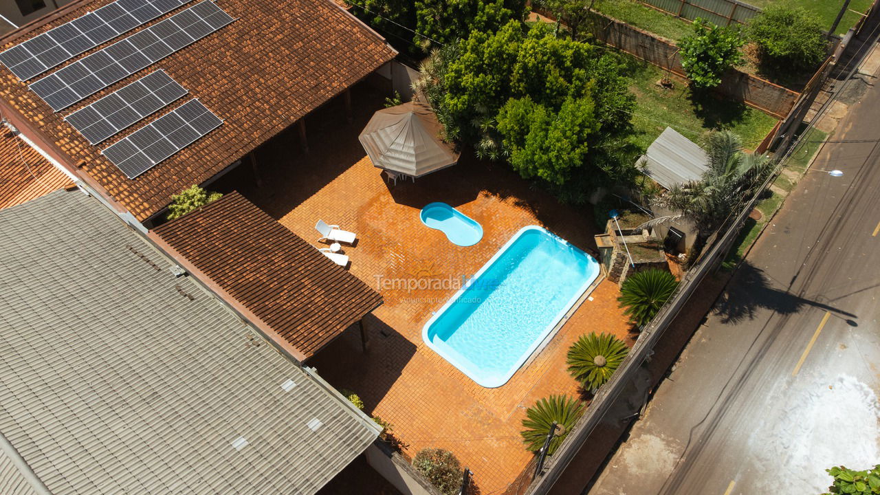 Casa para aluguel de temporada em Foz do Iguaçu (Vila Adriana)