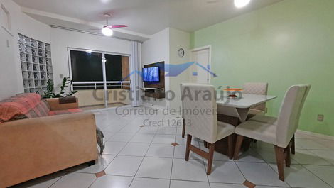 3 bedroom apartment 50 meters from the beach.