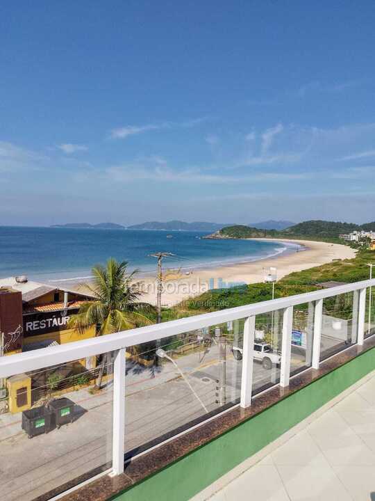 Apartamento para aluguel de temporada em Bombinhas (Praia de Quatro Ilhas)