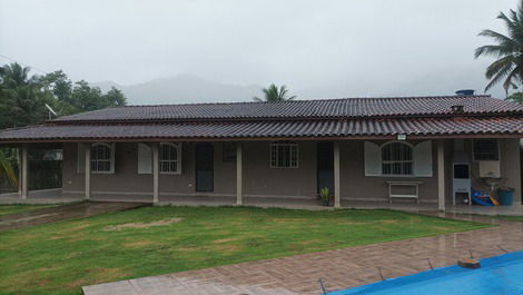 BEACH HOUSE IN UBATUBA (MARANDUBA BEACH - NEAR WATERFALLS)