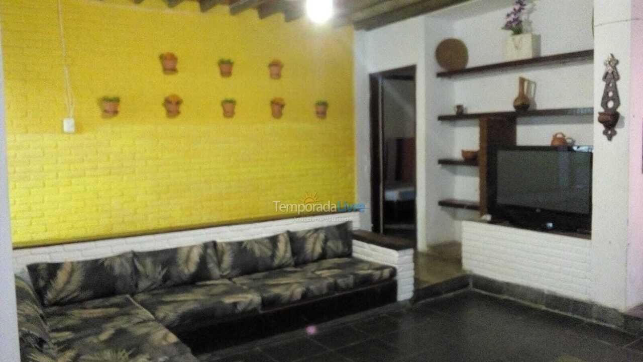 Casa para aluguel de temporada em Caraguatatuba (Martim de Sá)