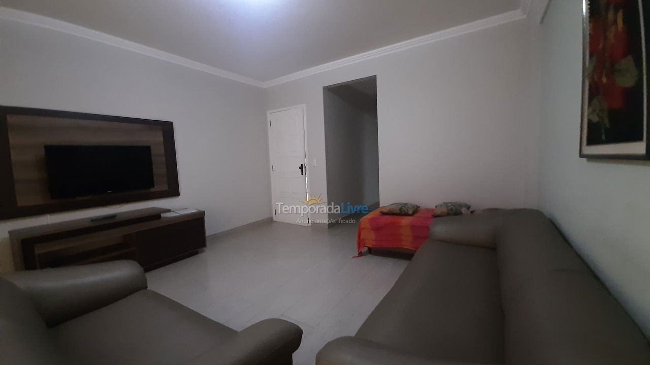 Apartamento para aluguel de temporada em Balneário Camboriú (Praia Central)