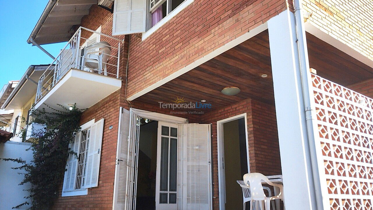 Casa para aluguel de temporada em Florianopolis (Canasvieiras)