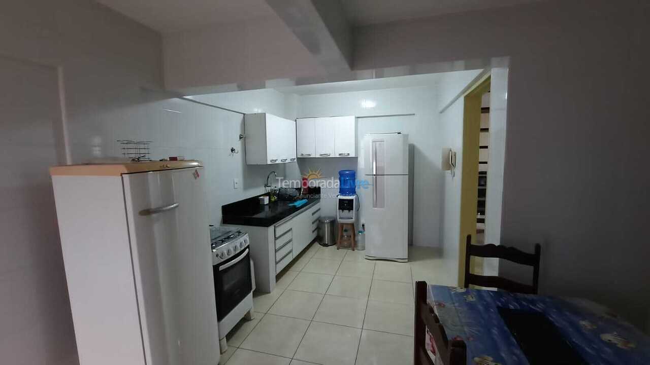 Apartamento para aluguel de temporada em Guarapari (Praia do Morro)