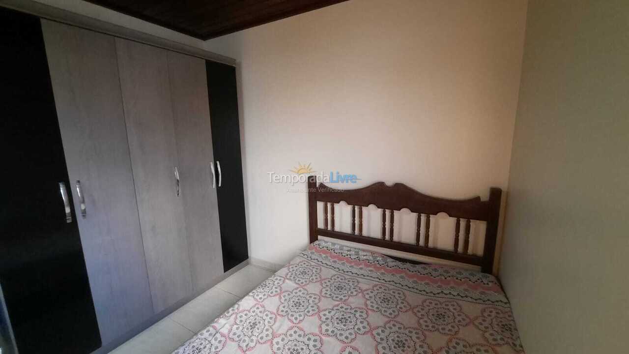 Apartamento para aluguel de temporada em Guarapari (Praia do Morro)