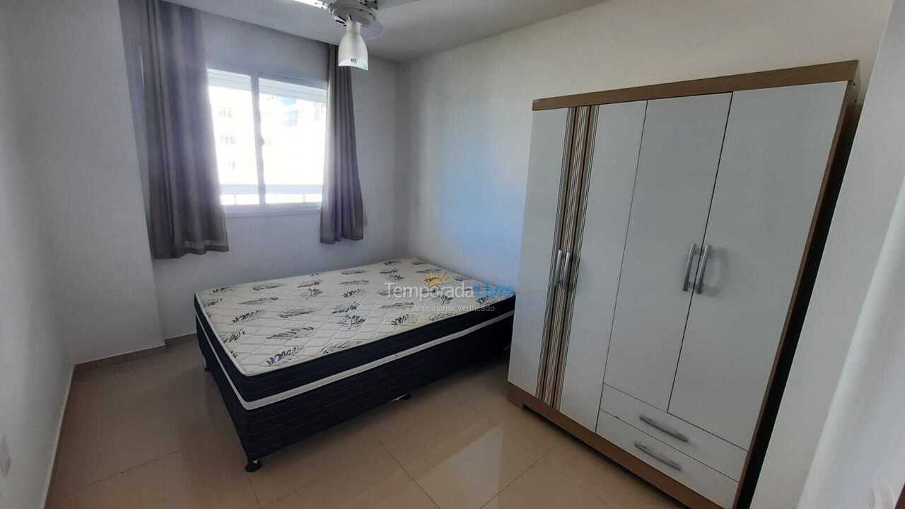 Apartamento para aluguel de temporada em Guarapari (Praia do Morro)