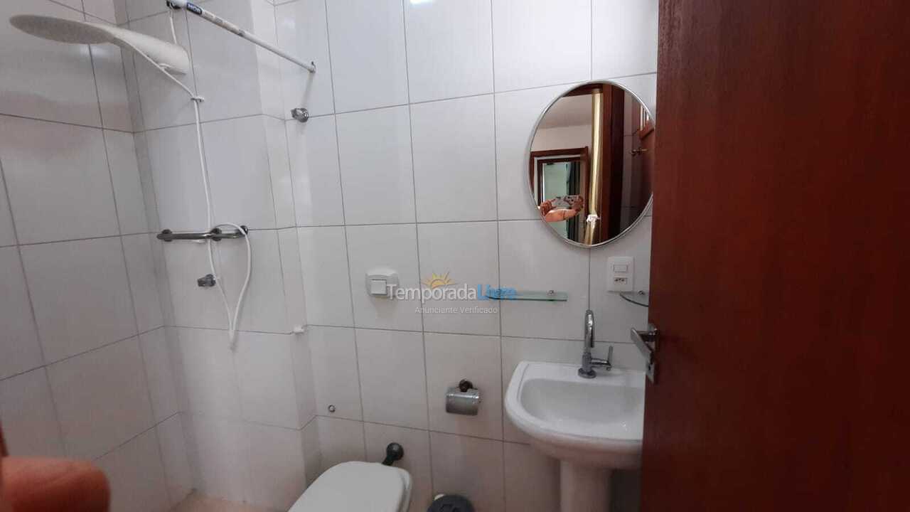 Apartamento para aluguel de temporada em Guarapari (Praia do Morro)