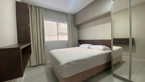 Apartamento para 8 pessoas - Meia Praia