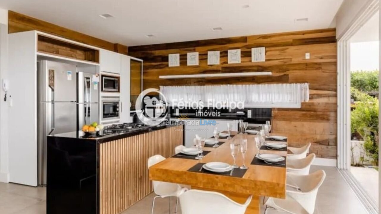 House for vacation rental in Florianópolis (Morro das Pedras)