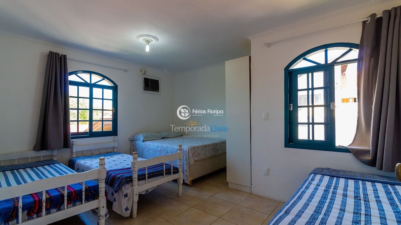 House for vacation rental in Florianopolis (Campeche)