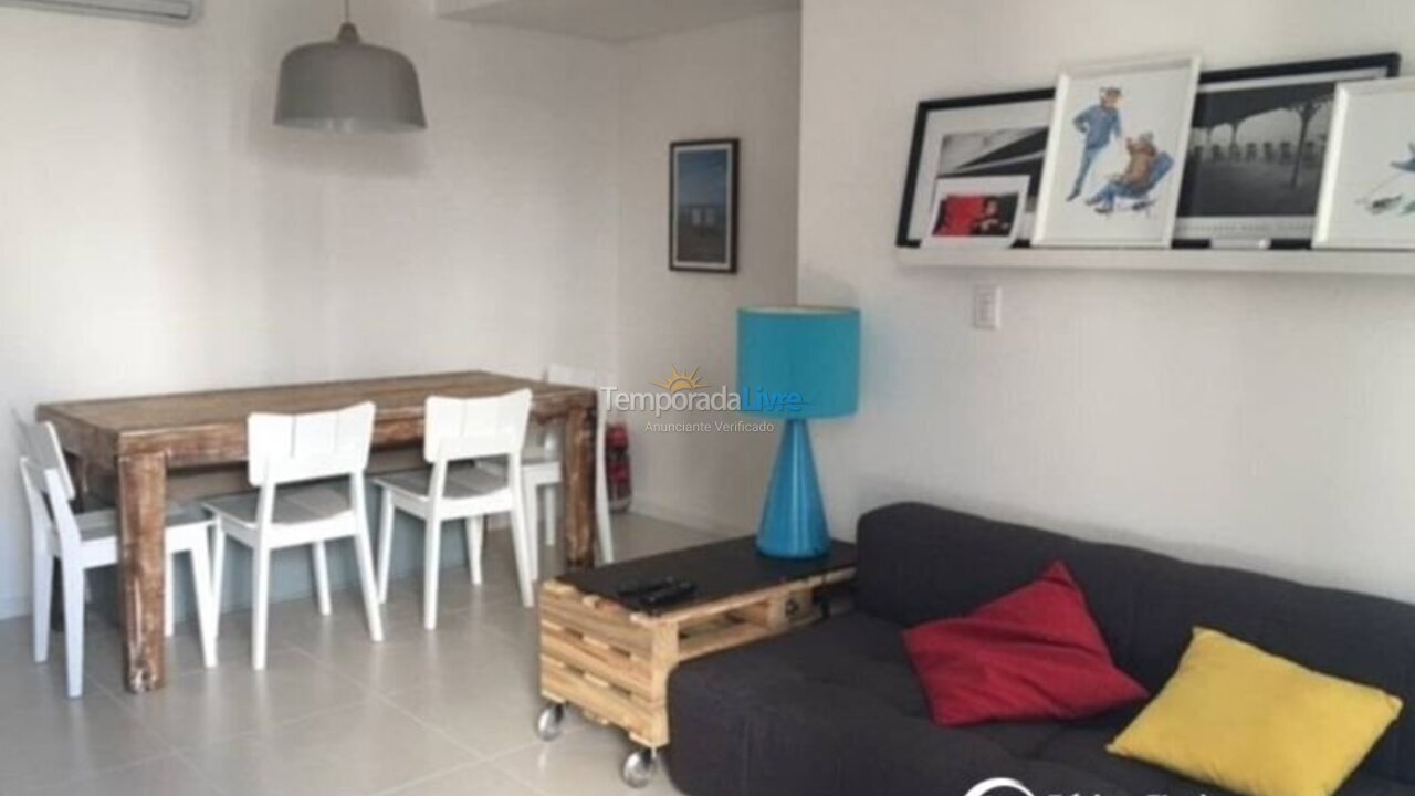 Apartamento para aluguel de temporada em Florianópolis (Novo Campeche)