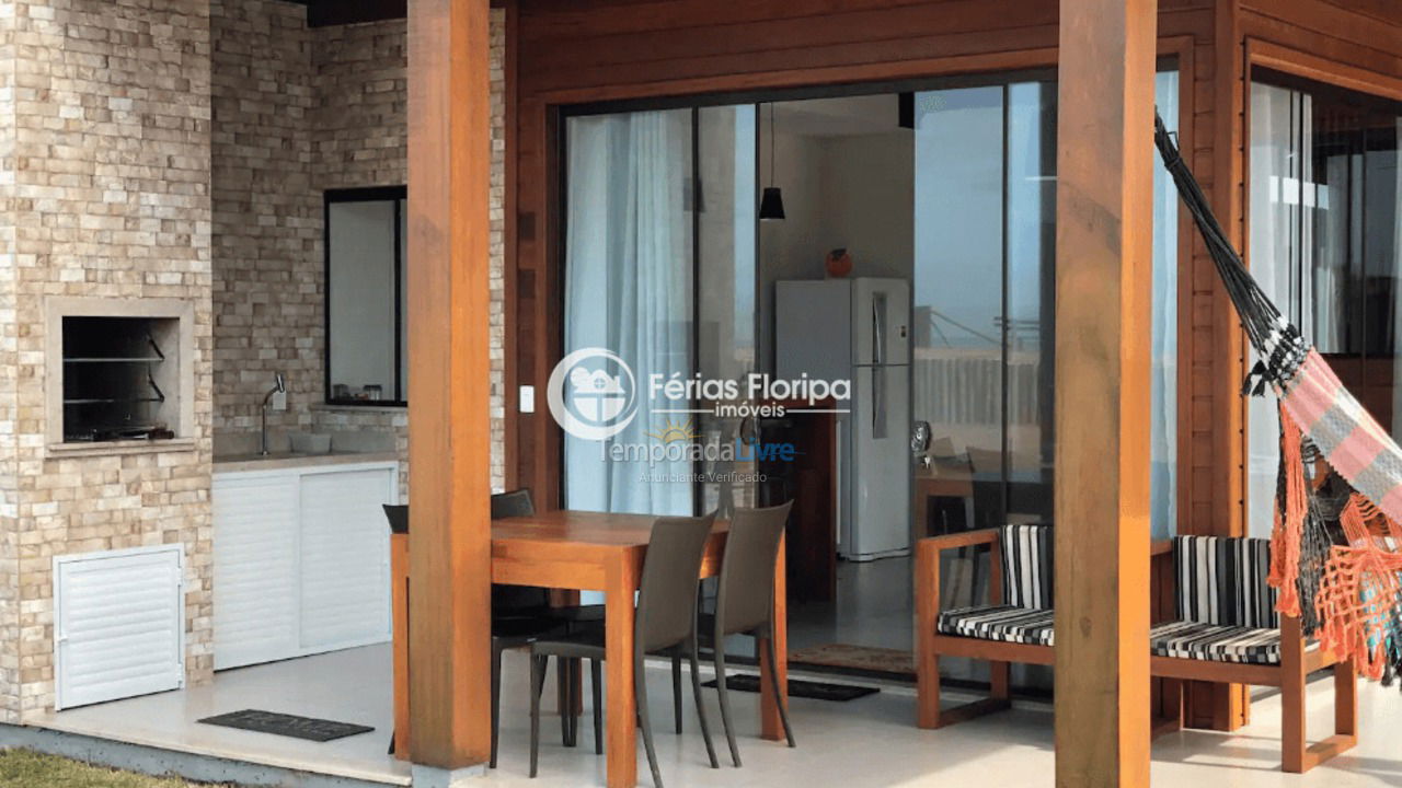 House for vacation rental in Florianopolis (Campeche)