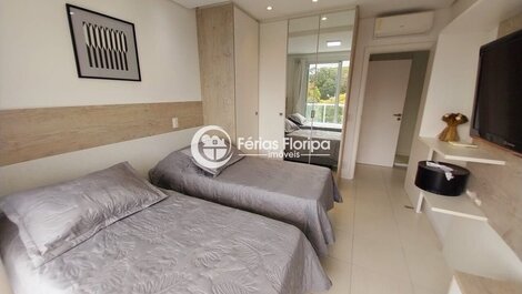 Excellent Penthouse 3 Bedrooms with Jacuzzi, Sea View