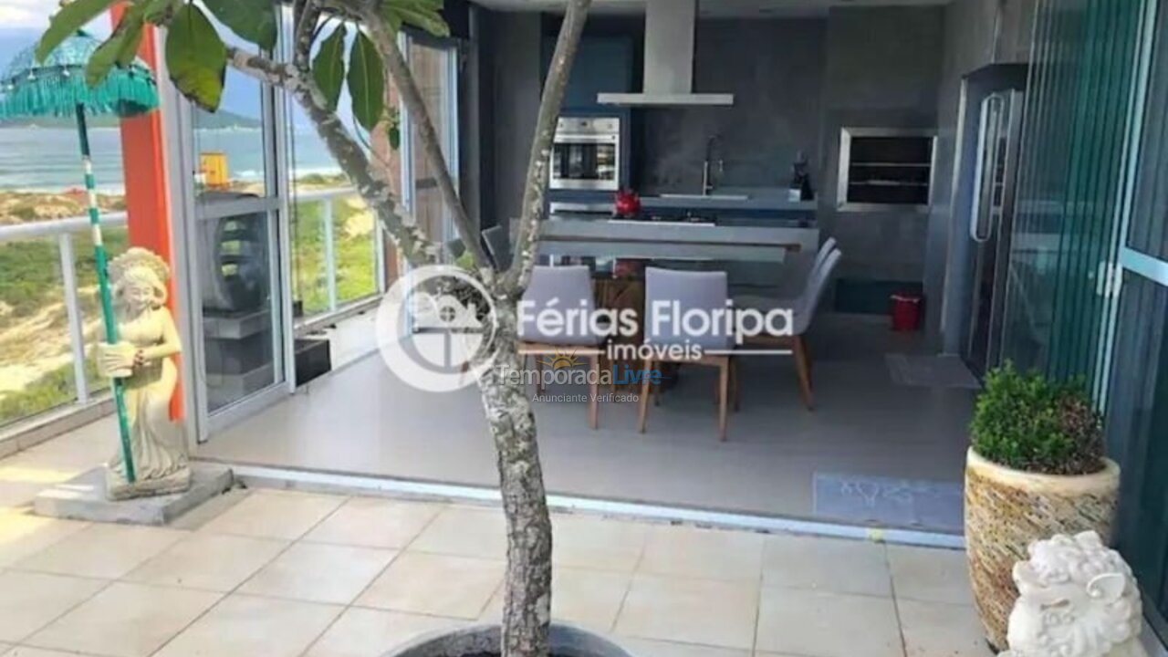 Apartamento para aluguel de temporada em Florianópolis (Novo Campeche)