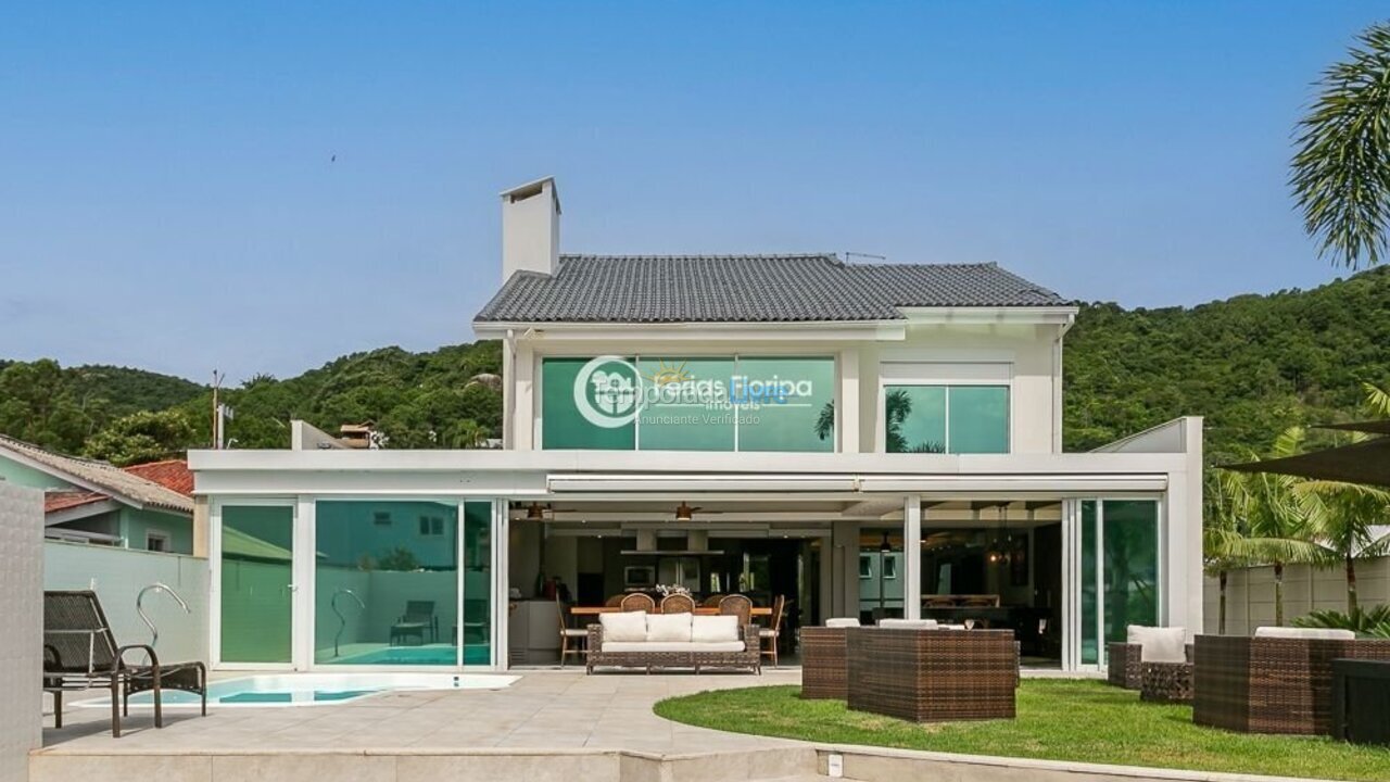 House for vacation rental in Florianópolis (Barra da Lagoa)