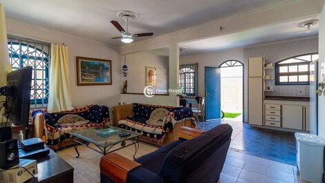 House with 4 bedrooms just a few steps from Campeche Beach