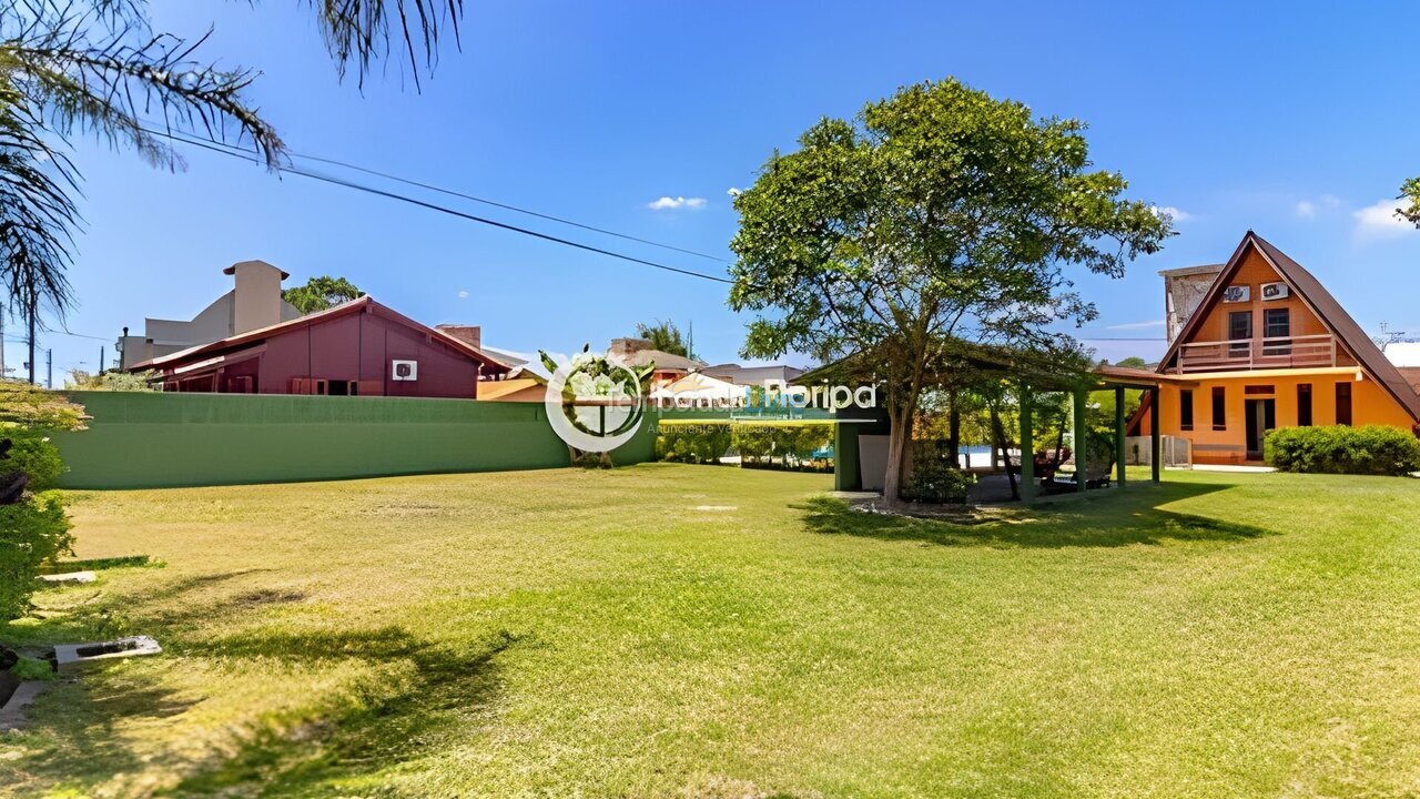 Casa para aluguel de temporada em Florianopolis (Campeche)