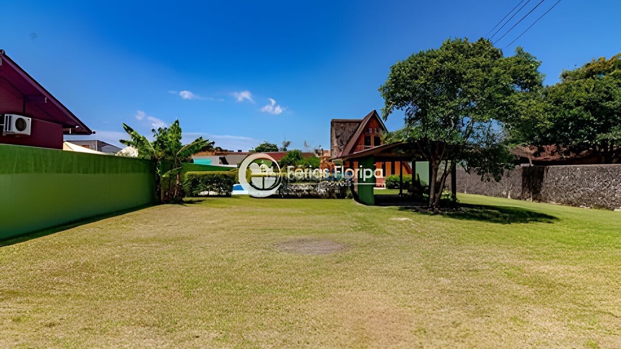 Casa para aluguel de temporada em Florianopolis (Campeche)