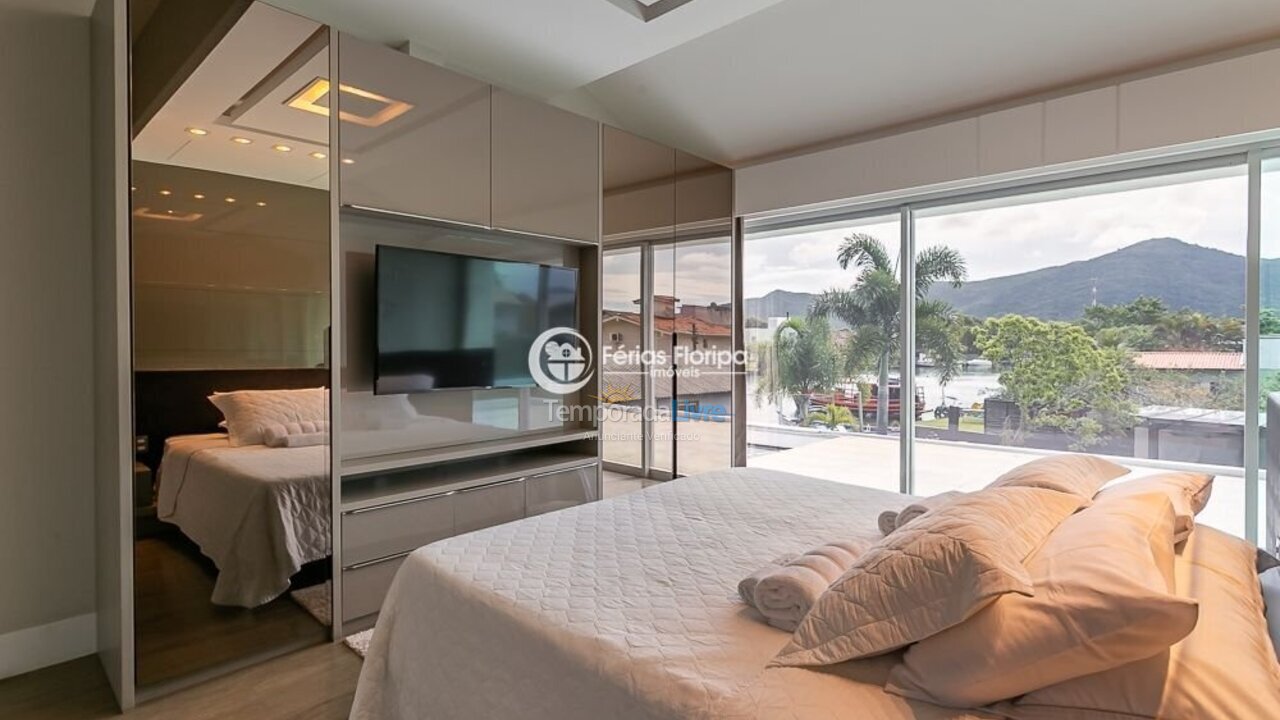 House for vacation rental in Florianópolis (Barra da Lagoa)