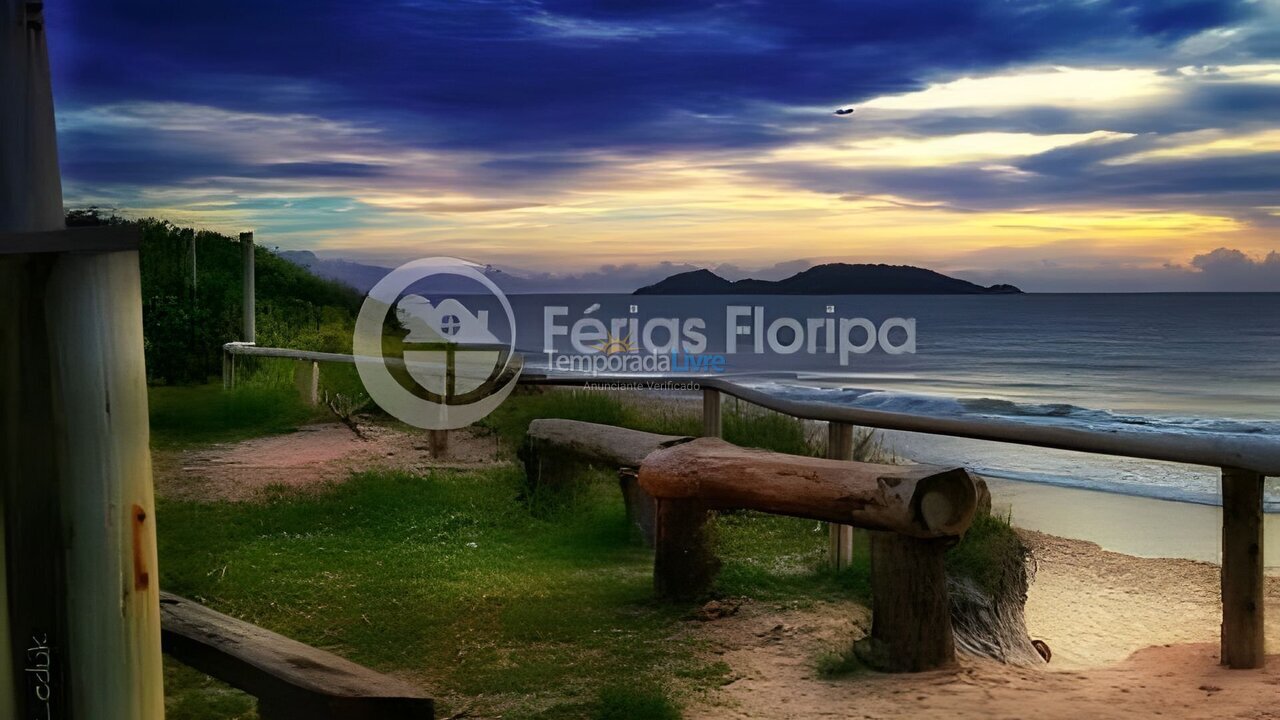 Casa para aluguel de temporada em Florianopolis (Campeche)