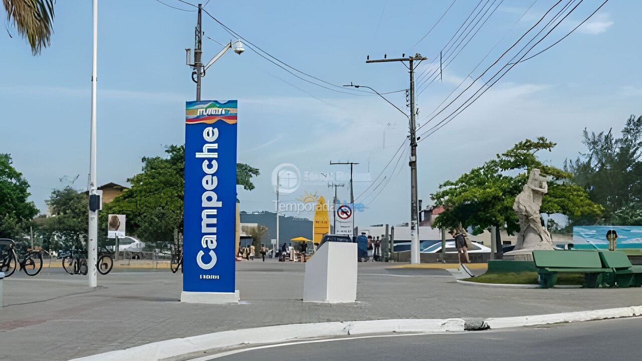 Casa para aluguel de temporada em Florianopolis (Campeche)