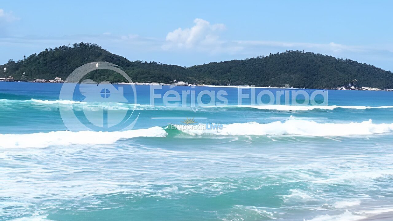 Casa para aluguel de temporada em Florianopolis (Campeche)