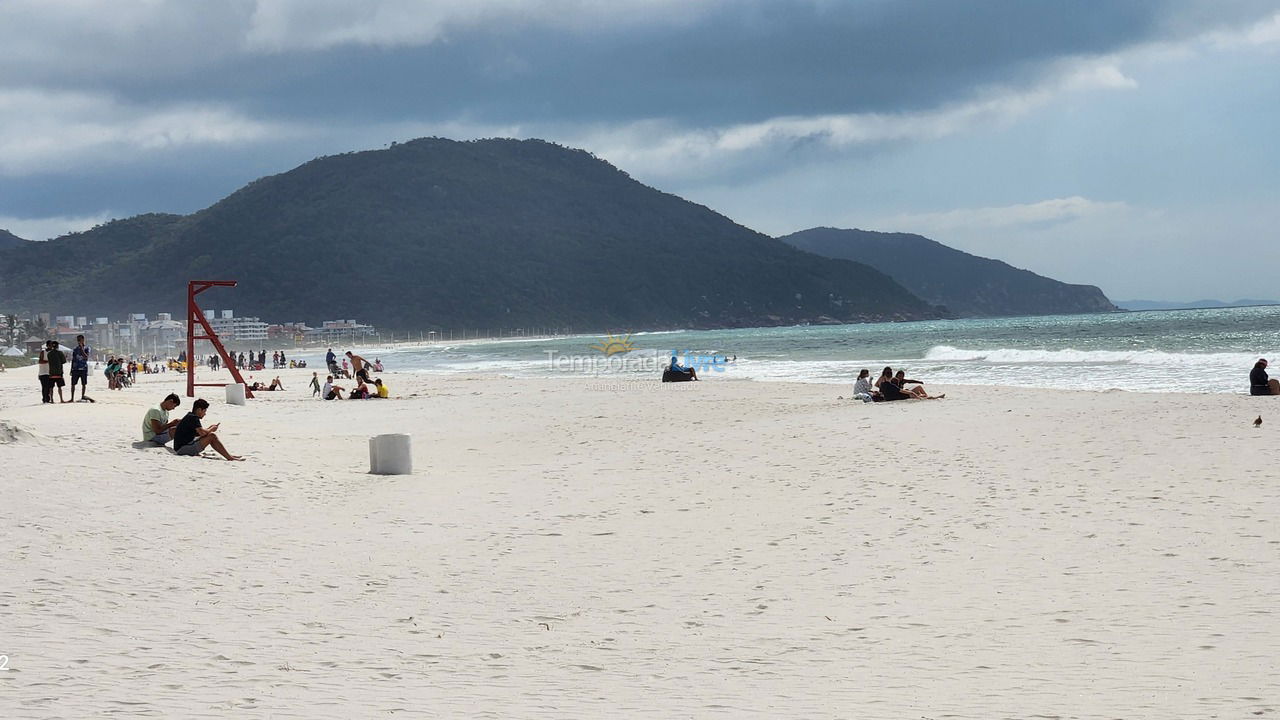 Apartamento para aluguel de temporada em Florianopolis (Praia dos Ingleses)