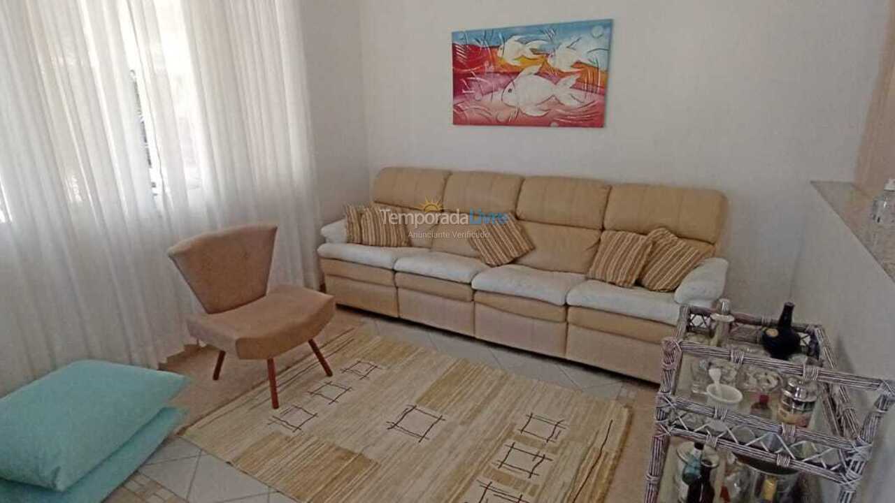 Casa para alquiler de vacaciones em São Sebastião (Praia da Baleia)