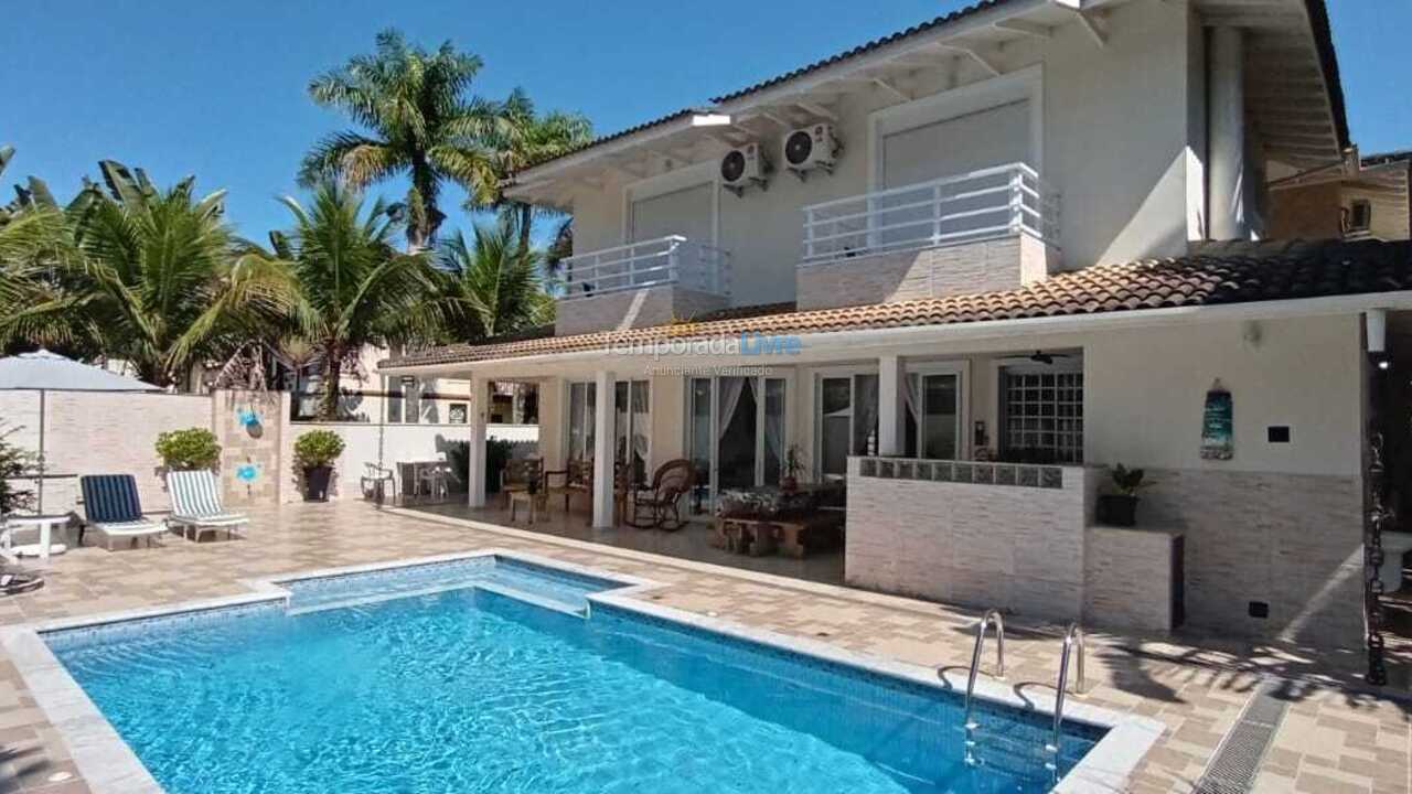 House for vacation rental in São Sebastião (Praia da Baleia)