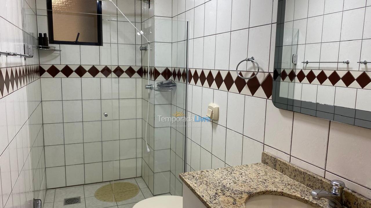 Apartamento para aluguel de temporada em Itapema (Centro)