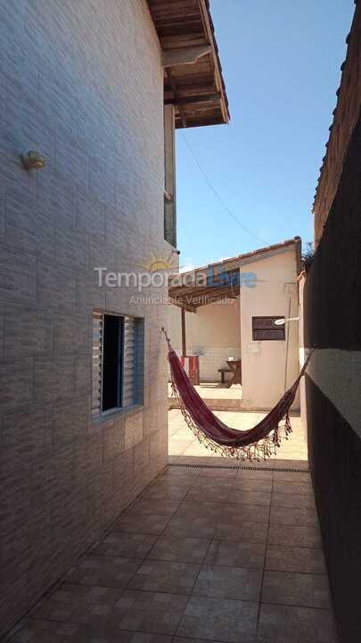 Casa para alquiler de vacaciones em Peruíbe (Balneario Maria Helena Novaes)