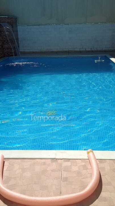 Casa para alquiler de vacaciones em Peruíbe (Balneario Maria Helena Novaes)