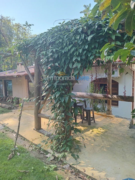 Casa para aluguel de temporada em Ubatuba (Praia da Fortaleza)