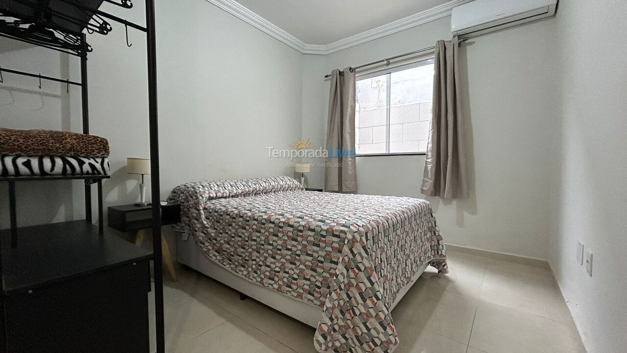 Apartamento para aluguel de temporada em Florianopolis (Praia dos Ingleses)