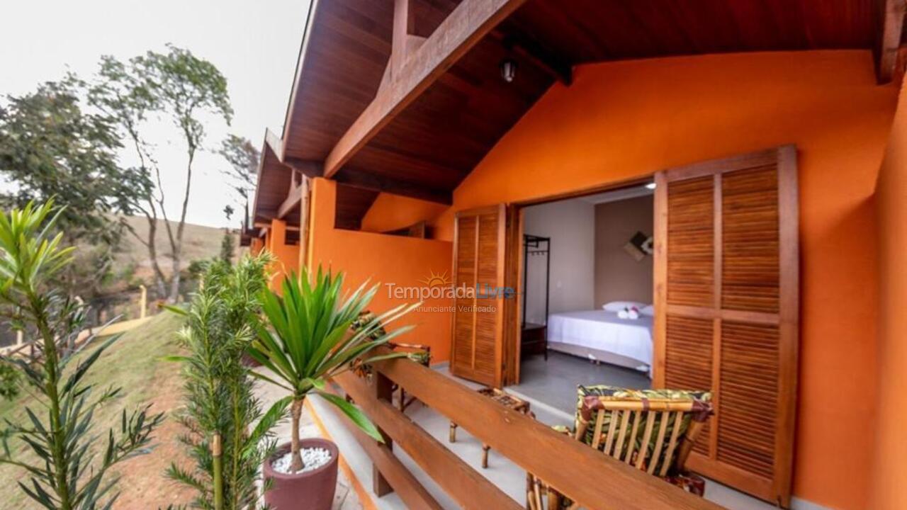 Casa para alquiler de vacaciones em Lindóia (Tijuco Preto)