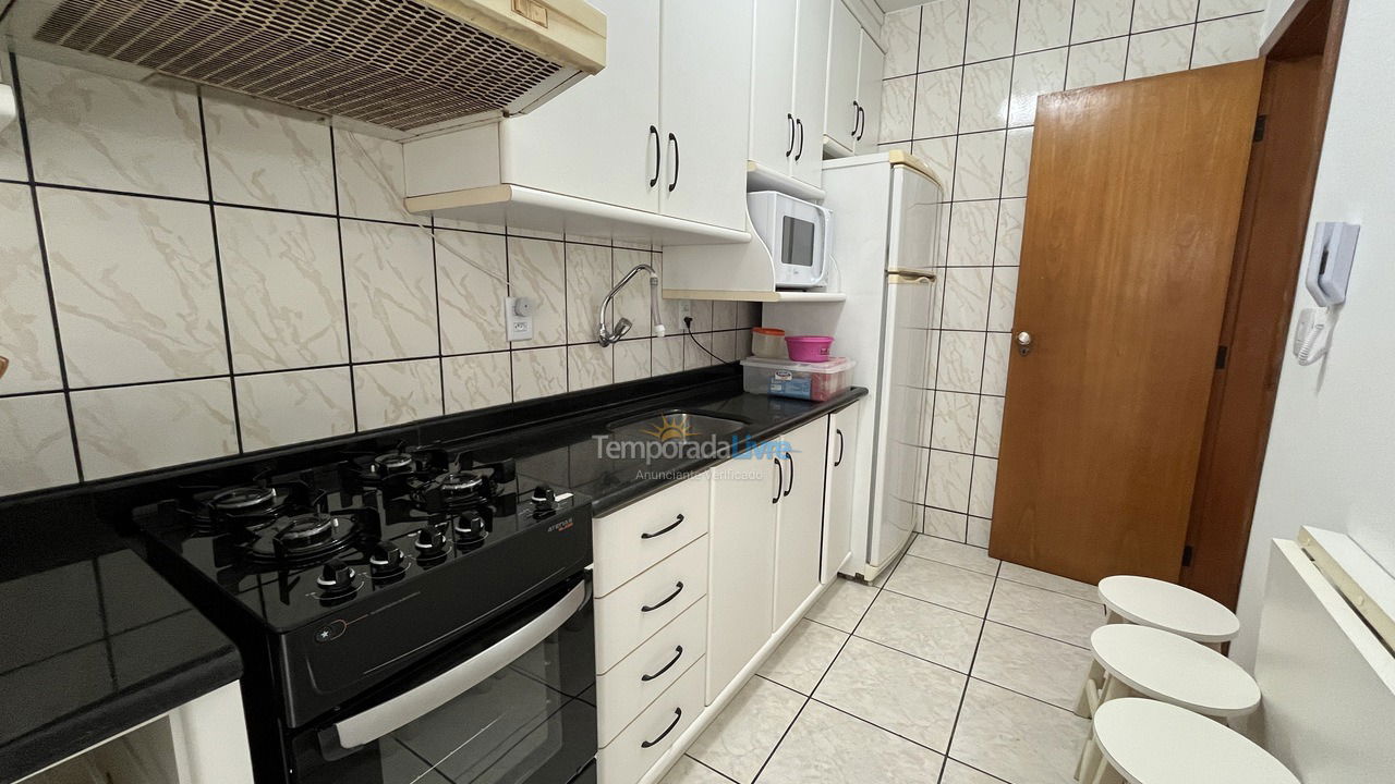 Apartamento para alquiler de vacaciones em Itapema (Meia Praia)