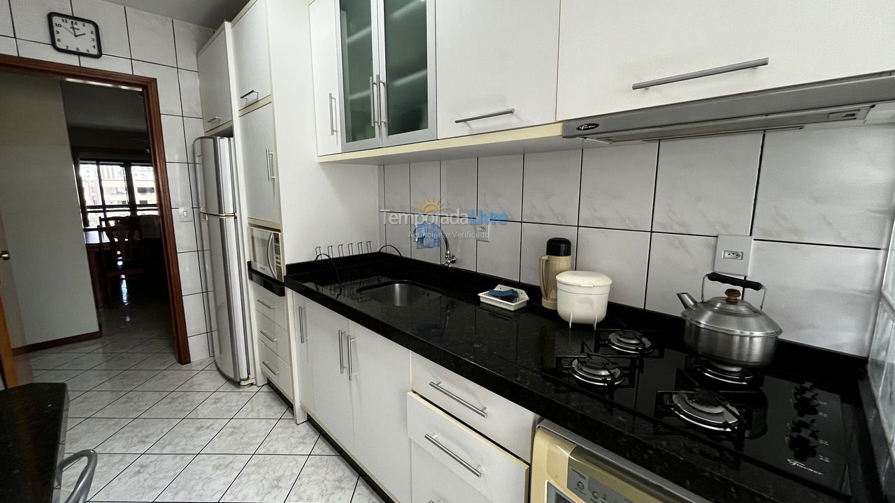 Apartamento para alquiler de vacaciones em Itapema (Meia Praia)