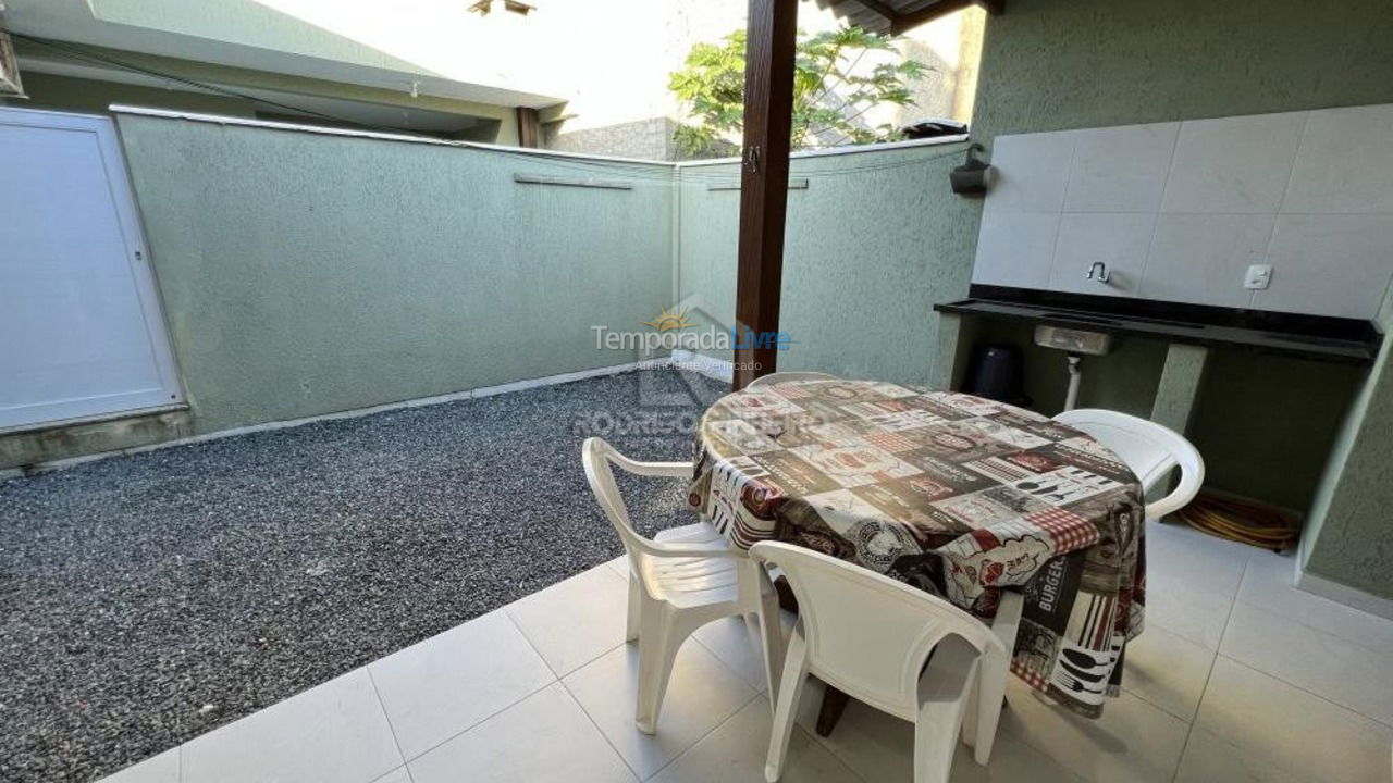 Casa para alquiler de vacaciones em Bombinhas (Canto Grande)
