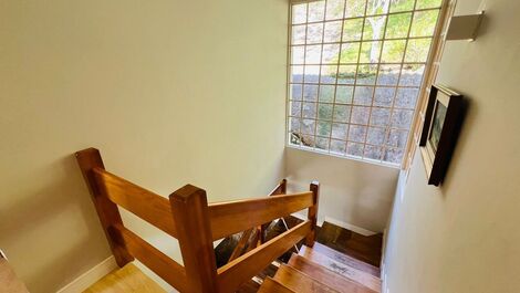 House with 4 bedrooms, all suites facing the sea in Canto Grande