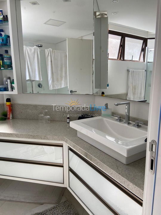 Apartamento para alquiler de vacaciones em Balneário Camboriú (Praia Central)