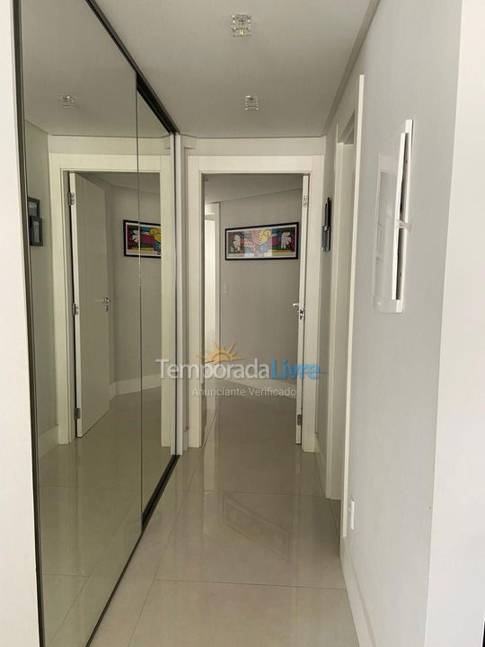 Apartamento para alquiler de vacaciones em Balneário Camboriú (Praia Central)