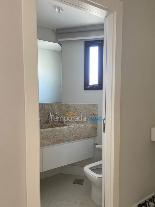 Apartamento para aluguel de temporada em Balneário Camboriú (Praia Central)