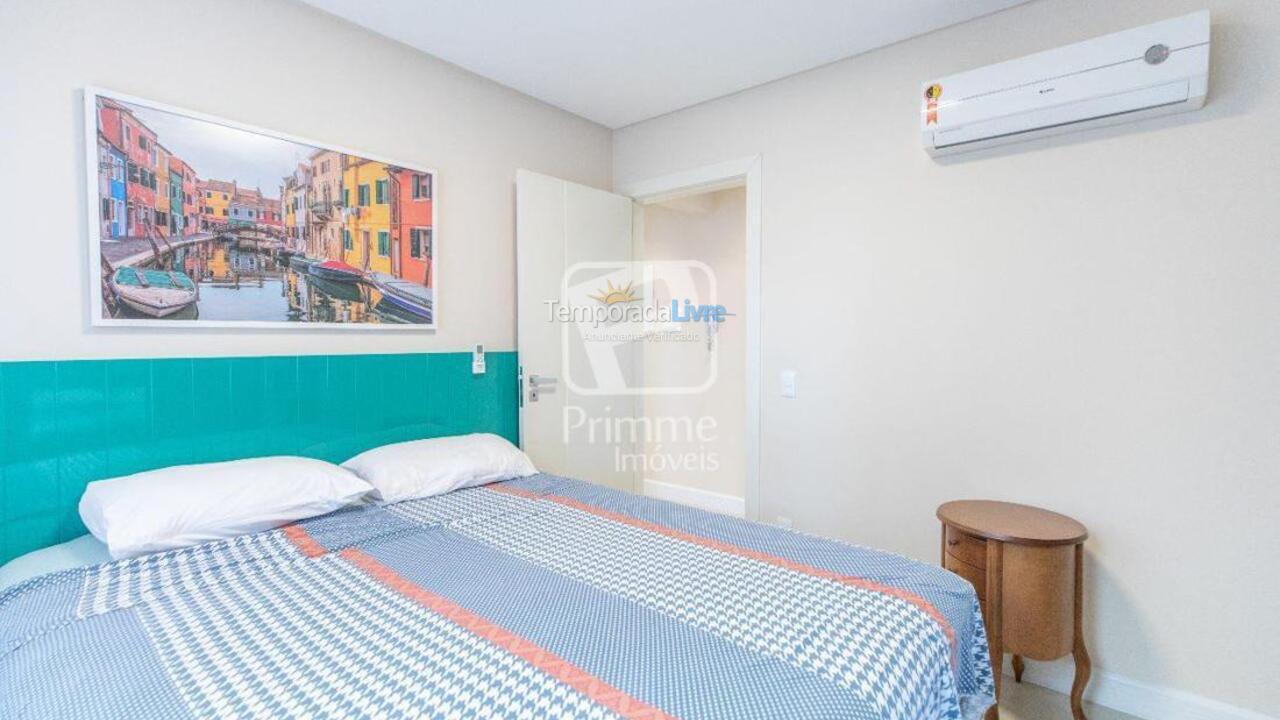 Apartamento para aluguel de temporada em Balneário Camboriú (Centro)