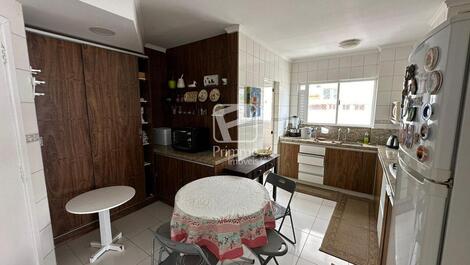 APARTAMENTO DE TEMPORADA EN BALNEARIO CAMBORIU FRENTE AL MAR