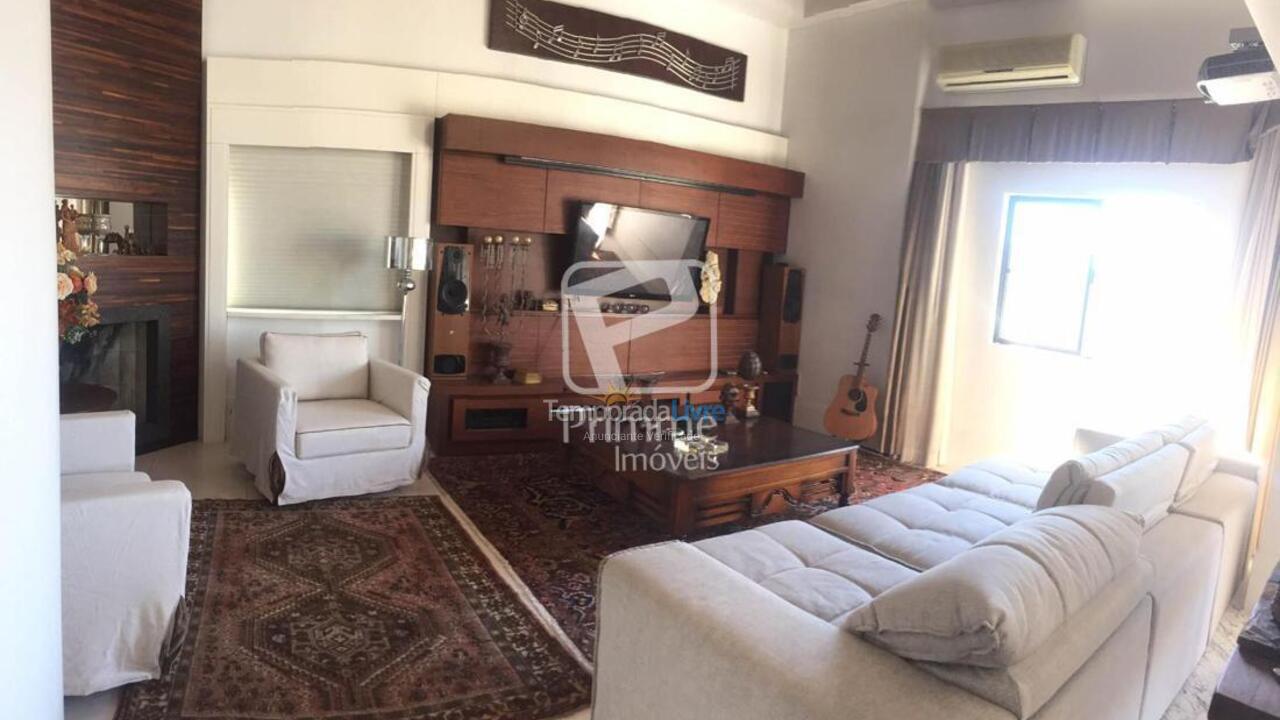 Apartment for vacation rental in Balneário Camboriú (Centro)