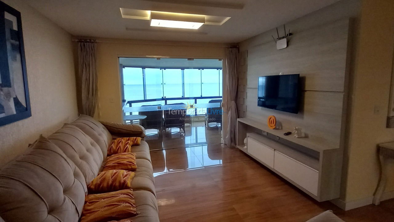 Apartamento para aluguel de temporada em Itapema (Meia Praia)